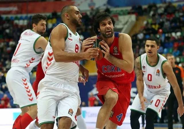 曼联7000万签沃顿有一前提，阿莫林自信可实现！卡里克钦点其接班