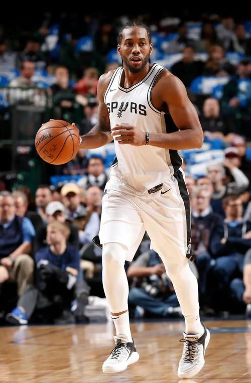 进攻彻底哑火！北京第三节仅得10分，单节狂输17分