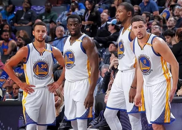 展示500余件珍贵实物展品 “申花中心”正式揭幕