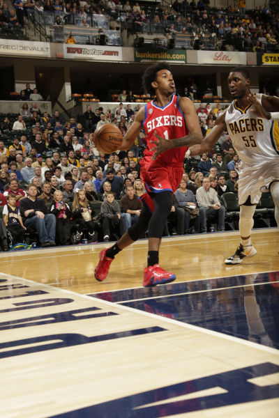 魏登费勒：都在猜诺伊尔是否回归德国队，这对鲍曼而言不公平